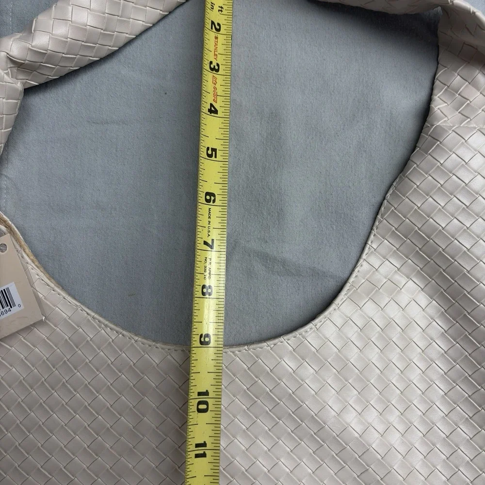 ULTA Beauty Ivory Woven Hobo Shoulder Bag Magnetic Closure Gold Hardware